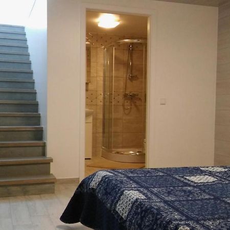 Columba Livia Guesthouse Palanga Esterno foto