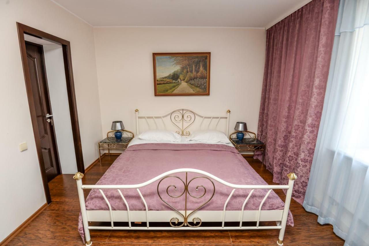 Columba Livia Guesthouse Palanga Esterno foto