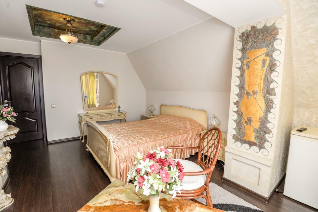 Columba Livia Guesthouse Palanga Esterno foto