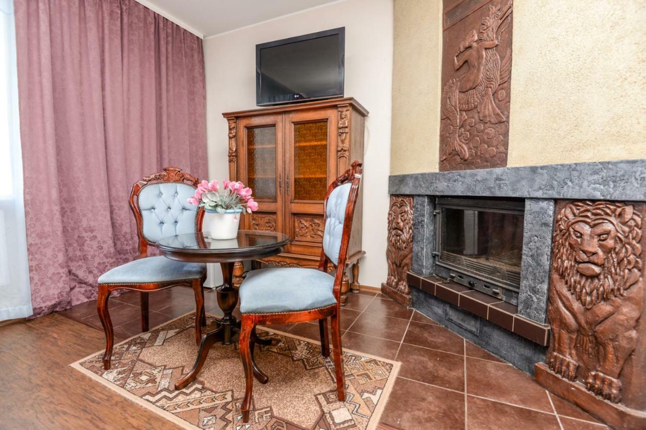 Columba Livia Guesthouse Palanga Esterno foto