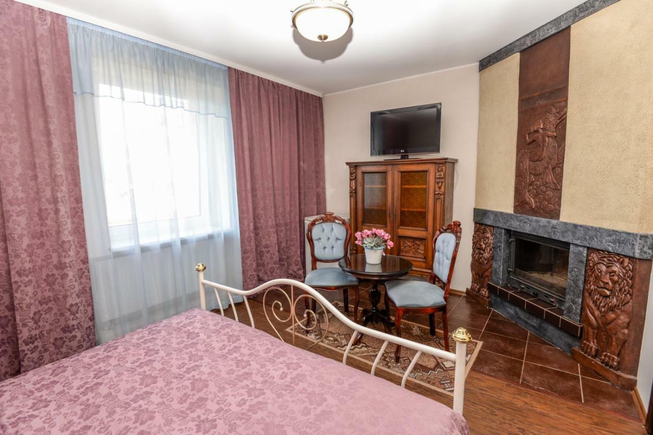 Columba Livia Guesthouse Palanga Esterno foto